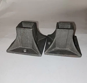 HANDLAUF 2 Stück Gusseisen Geländer Newel PFOSTEN REPARATUR Rock ABDECKUNG 1" FUSS Anschweißen - Bild 1 von 3