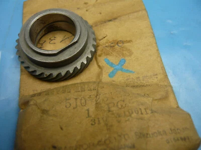 Yamaha DT80 MX  5J0 Tachoschnecke Schnecke Antrieb Drive Gear Vorderrad Wheel - Bild 1 von 2