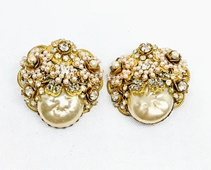 Gorgeous Stanley Hagler  N.Y.C. Clips Earrings Faux Pearls Unique. - Picture 1 of 18