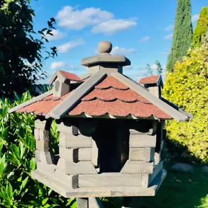 DARLUX Vogel Futter Haus L Futterstelle Sechseck Holz Vogelhaus Braun/Rot - Bild 1 von 5