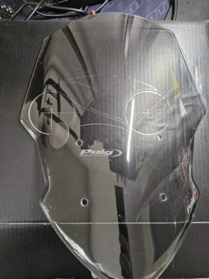 Parabrisas Puig Touring para Yamaha Mt07 2018 Foto 1 de 3