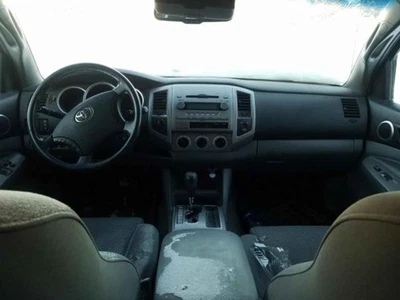 Used Driving Light fits: 2008 Toyota Tacoma Fog-Driving bumper mounted Grade A Foto 1 de 4