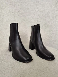 Andre Assous Women Boots 10 Back Leather Side Zip Ankle Block Heel Shoes - Picture 1 of 21