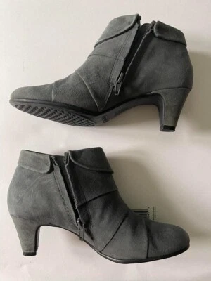 Brand New Dark Grey Suede Ankle Boots by Aerosoles, Size 6.5 - Imagem 1 de 4