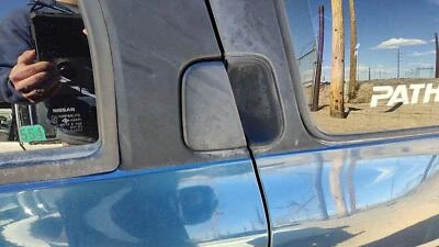 Nissan Pathfinder 1995 conductor trasero izquierdo manija de puerta exterior OEM trasero Foto 1 de 4