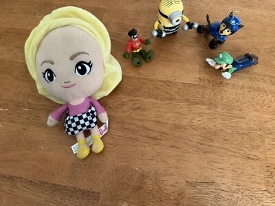 Lote Paw Patrol Chase Robin Minion Luigi Mario bros Barbie Figura de Acción Juguete Foto 1 de 4