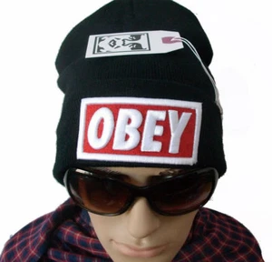 OBEY CAPPELLO INVERNALE CUFFIA UOMO DONNA OBEY HIPHOP BEANIE - Foto 1 di 2