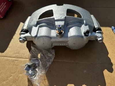 Суппорт дискового тормоза для 2009-2018 Ram 2500 передний левый, Ram 3500 высокое качество - Изображение 1 из 4