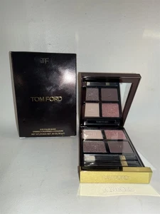 Paleta de sombras de ojos Tom Ford color cuádruple 12 rosas seductoras maquillaje de 4 colores - Imagen 1 de 3