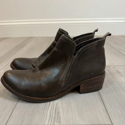 Matisse 女式 7.5 M 码棕色勇气皮革踝靴时尚靴 — 第 1/4 张图片