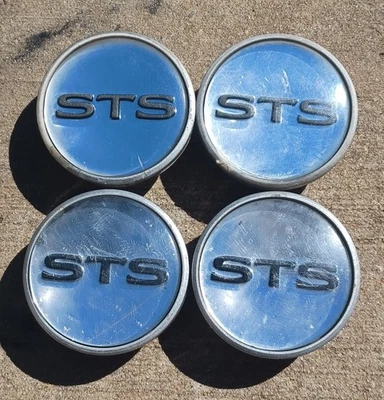 Cadillac Seville STS conjunto de tampa central de 4, 1998-2004 peça # 9592725 - Imagem 1 de 3