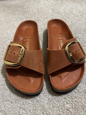 Nuevo sin etiquetas Birkenstock Madrid hebilla grande paloma estrecha - talla 35 Foto 1 de 4