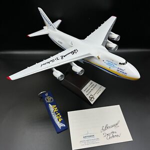 Model Antonov An-124 “BE BRAVE LIKE MYKOLAIV” with original autograph D.Antonov