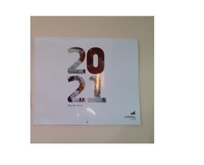 Calendario nuevo de PARED Año 2021. Útil y bonito