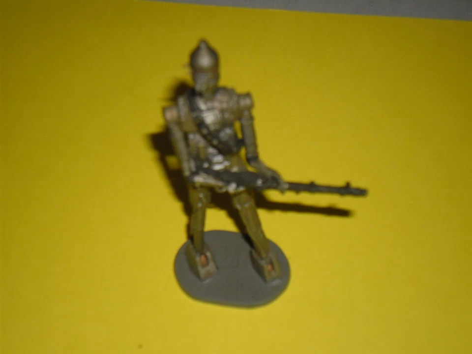 MODELLINO COLLEZIONE-star wars- n° 7 -soldatino piombo miniatura lucasfilm 2005 - Immagine 1 di 1