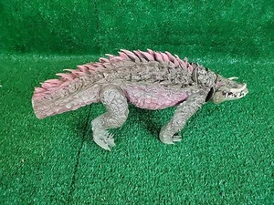 Figura Rampage Película LIZZIE Big City Brawl Exclusiva Walmart Cola Rota *LEER* - Imagen 1 de 5