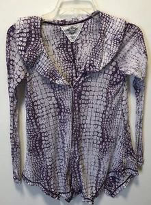 T2LOVE girls 14 wrap shirt jacket light layer purple white lizard skin pattern - Picture 1 of 8