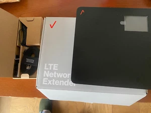 Verizon LTE Network Extender ASK-SFE116 - (Brand New) Never used - Photo 1 sur 2