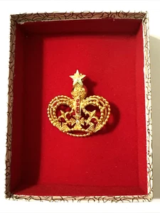 New TANGER II Crown Brooch Rhinestones In Gold Tone NWT in Box NOS 1 1/2" - Picture 1 of 18