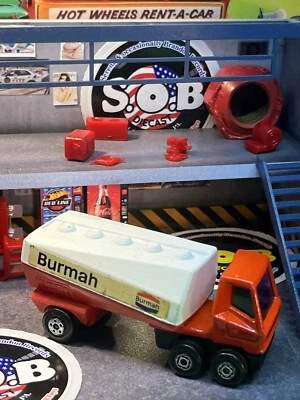 Camión cisterna de gasolina Lesney Matchbox 1973 autopista n.º 63 rojo diecast usado excelente estado Foto 1 de 4