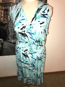 LANE BRYANT NWT SURPLUS SMOCKED WAIST DRESS JERSEY SIZE 26/28 4X - Picture 1 of 3