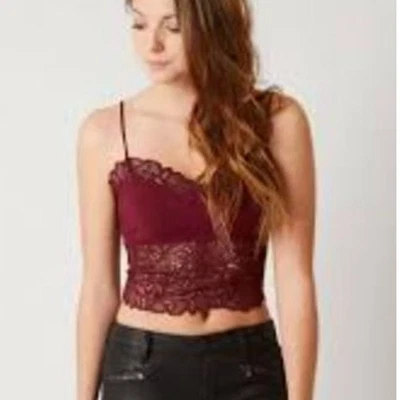 INTIMATELY FREE PEOPLE Bralette Longline de Encaje Medianoche Rojo Vino Talla M Foto 1 de 4