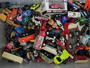 4,2 Kg Spielzeugautos - Hot Wheels - Majesto - Matchbox - Welly - gebraucht - Bild 1 von 1