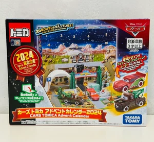 Disney Pixar Cars - ADVENT CALENDAR CHRISTMAS MCQUEEN & MATER -1:64 Diecast Tomy - Picture 1 of 12