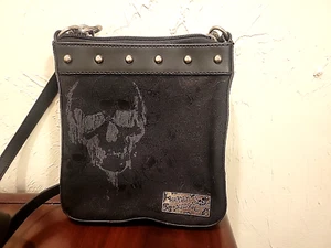 Harley Davidson Women's Deluxe Black Skull Studded Jacquard Crossbody Clipbag - Picture 1 of 7