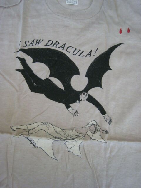 CAMISETA INFANTIL FILHA HALLOWEEN DRACULA MINNIONS