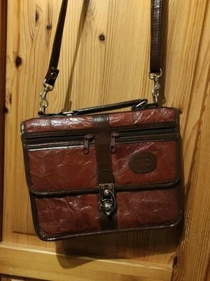 Damen MC Marc Chantal Lederhandtasche Mit vielen Innen- und Außenfächern - Bild 1 von 4