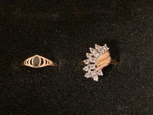 Vintage 2 Lot #7-7.5 Gemstone Opal Coral Onyx Pearl Rhinestone Gold Tone Ring - Picture 1 of 4