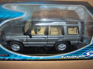 Land Rover Discovery Solido 1:18 - Foto 1 di 1