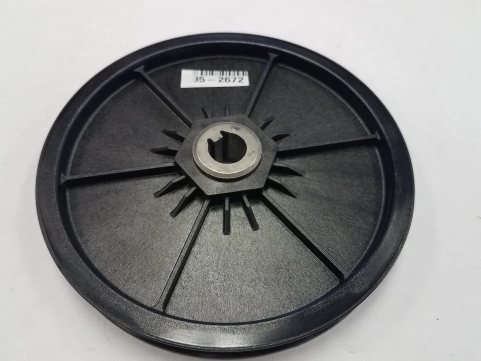 Toro Pulley Rotor Asm 95-2672 Genuine Original OEM - Image 1 of 1