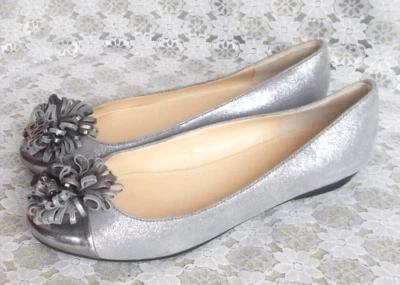 ZAPATOS DE BALLET CALVIN KLEIN "Malinda" Plateados Metálicos, Puntera con Arco, Para Mujer 8.5 M Foto 1 de 4