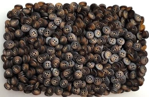 Buttons 9mm 11mm Chocolate Brown Animal Swirl Small 4 Hole Button W351 W351A - Picture 1 of 24