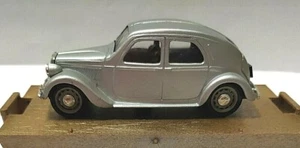 BRUMM SERIE ORO 1:43 AUTO DIE CAST LANCIA APRILIA 47 HP BERLINA 1936-48 R58 - Foto 1 di 3