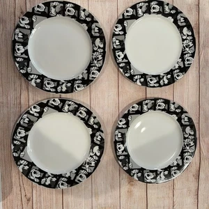 Disney Mickey Grid con platos de cena Goofy blanco y negro 10,5” - Nuevo con etiquetas - Juego de 4 - Imagen 1 de 4
