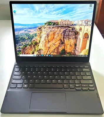 Dell Latitude 7285 2-in-1 Core i5 7Y57 Win 10 Pro 64-bit 16 GB RAM 2880x1920 - Image 1 of 4