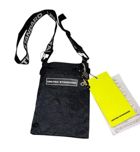 United Estándar Cuello Bolsa Bolso Cuello Para Hombre Negro Nuevo con Etiquetas 7x5 Concierto Evento Juego - Imagen 1 de 6
