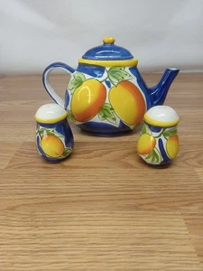 California Pantry Classic Ceramic Teapot/lid + salt/pepper Peach Design - Picture 1 of 12