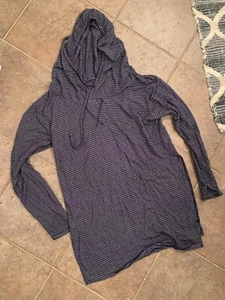 Soho Street New York & Company Medium Striped Navy Blue & White Hoodie Tunic Top - Picture 1 of 7