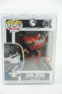 MASTER DANIEL PESINA FIRMATO SUB ZERO FUNKO POP VINILE 251 MORTAL KOMBAT AUTOGRAFO - Foto 1 di 7