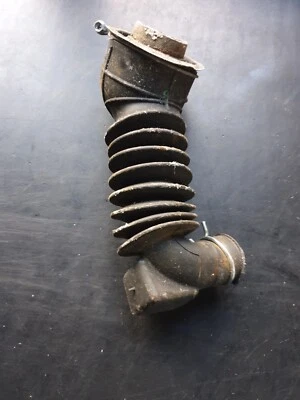 Hotpoint INDESIT Washing Machine Drum Outlet Sump Hose 174004366 - Image 1 of 4