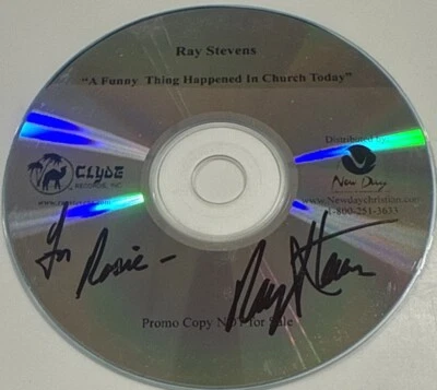 AUTOGRAPHED PROMO Ray Stevens “A Funny Thing Happened” 2009 CD/ NOT on Apple 🎶! Foto 1 de 4
