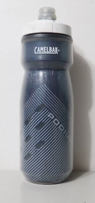 Botella de agua de plástico gris CamelBak Podium 21 OZ Foto 1 de 4