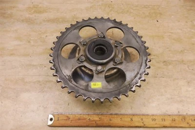 Suzuki GS750E GS 750 S508-1 1978> rueda trasera piñón y soporte Foto 1 de 4