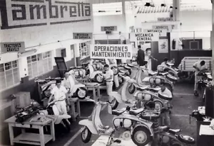 1963 Lambretta Montage Fabrik Roller Poster Druck - Bild 1 von 1
