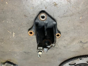 Lexus ES350 2007-2012 Transmission Mount Bracket - Bild 1 von 4