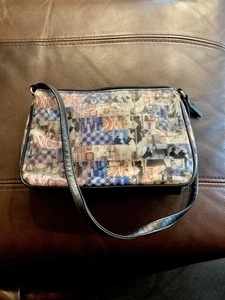 Relic Holographic Small Bag Purse - Picture 1 of 8